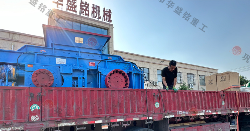 華盛銘廠家的對輥制砂機(jī)怎么樣？市場價一臺多少錢？